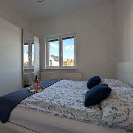 Apartment Gryf 12 *